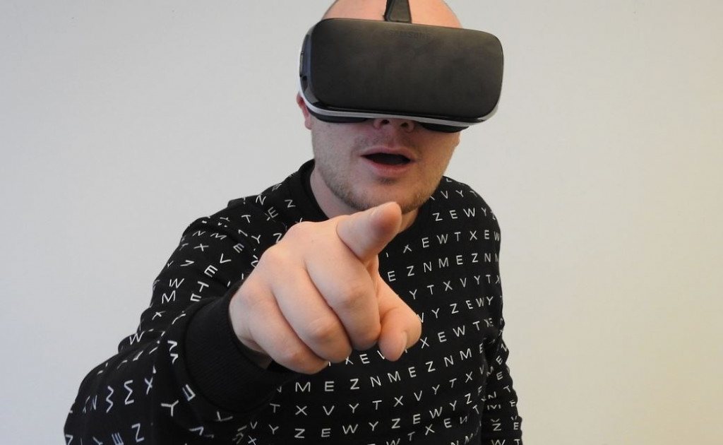 8 voorbeelden: hoe Virtual Reality de recruitmentwereld verovert