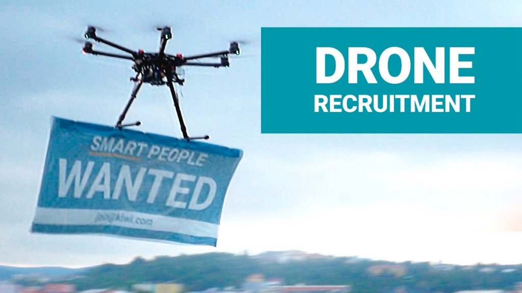 Dat kon niet uitblijven: recruitment per drone