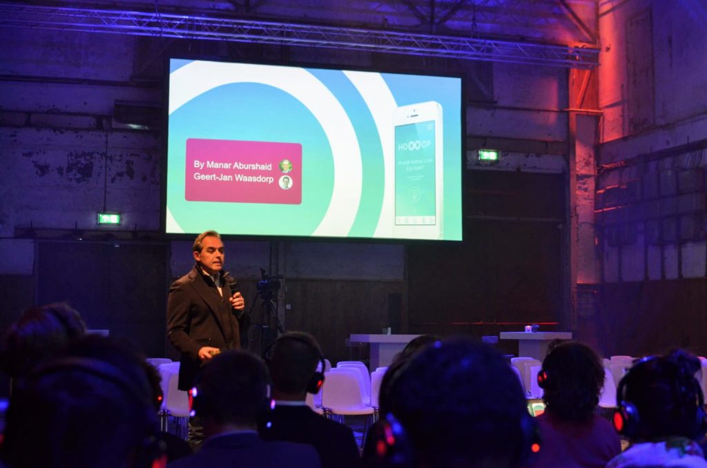 Manar Aburshaid (Ho∞op): ‘Met onze voice driven app pakken we het integratieprobleem aan’