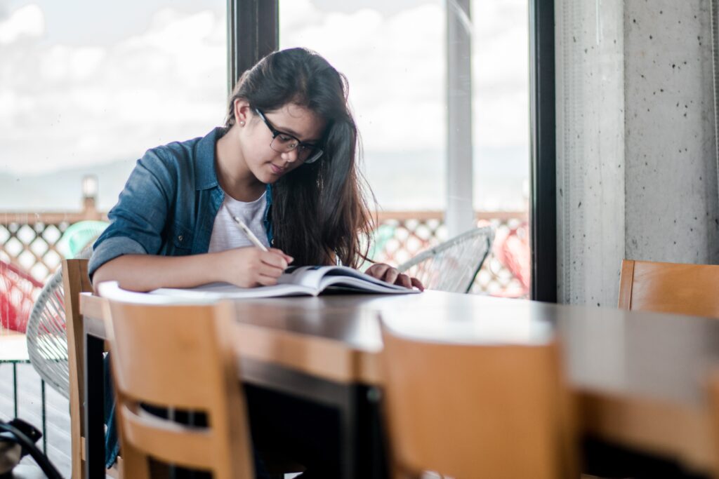 Hoe we moeten omgaan met introversie als bias in sollicitatiegesprekken