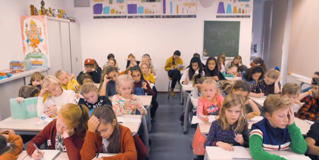 Funny Friday: hoe kinderen het lerarentekort willen oplossen