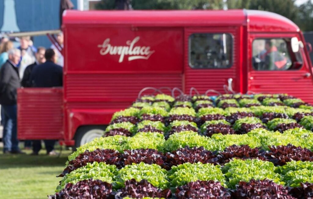 Primeur: zo wordt de eerste drive-in banenmarkt ooit voorbereid