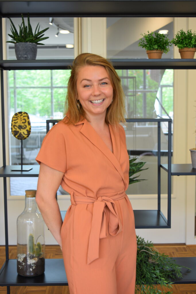 Denise van der Lans: Partner - Business Development Manager