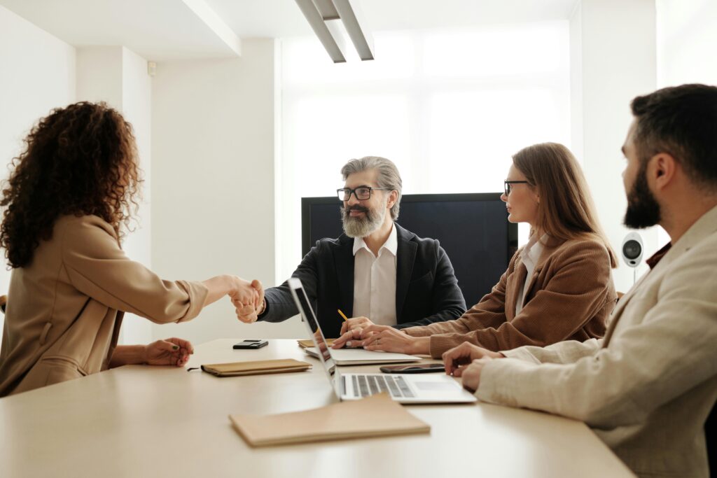 Vraag naar recruiters herstelt zich (maar is nog niet op niveau begin 2023)