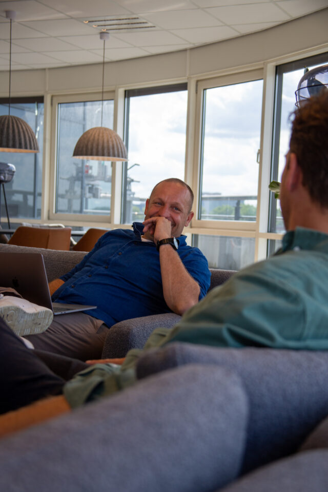 'Het is een trend dat werkzoekenden zich steeds meer gedragen als consumenten, zien ze bij Bluewave Recruitment. Hoe daarop in te spelen?