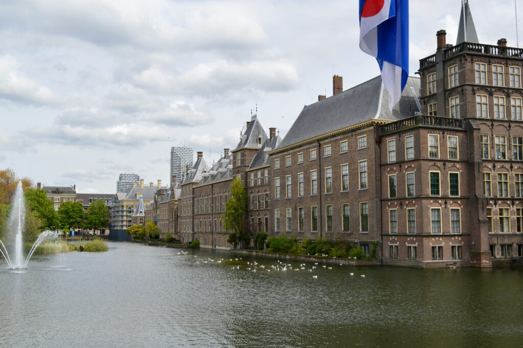 Bijna 60% (!) van alle flex-opdrachten komt nu van overheid