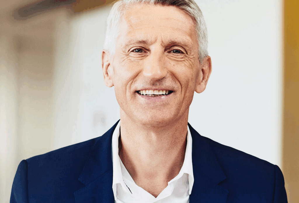 Hardnekkig gerucht: gaat LinkedIn (de CEO van) Randstad redden uit z’n benarde positie?