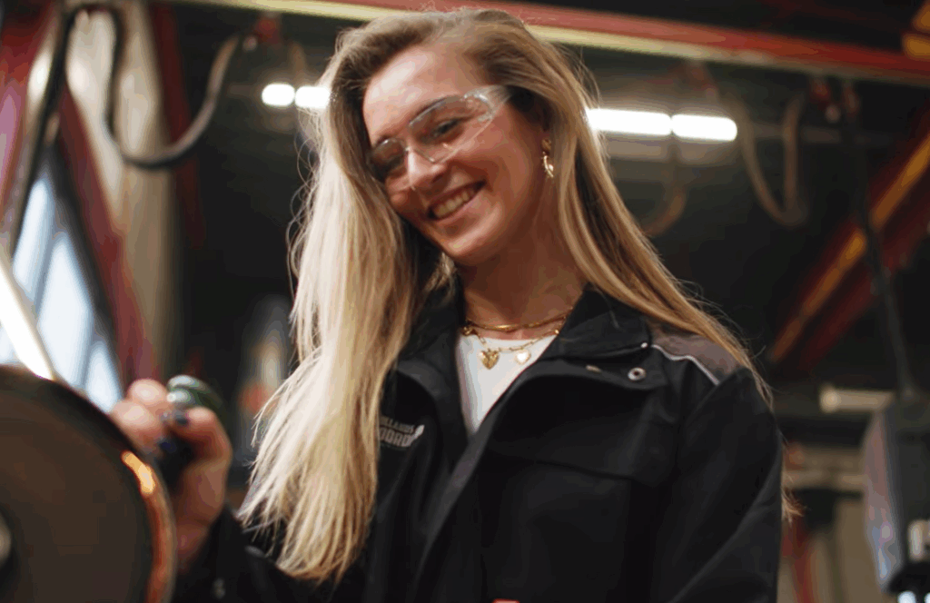 Over de mooie vrouwen van mechanisatiebedrijf Hollands Noordkop