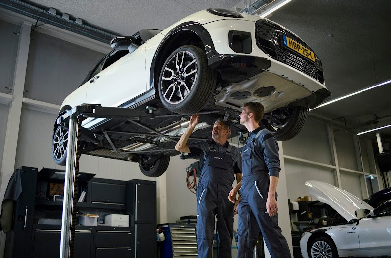 Hoe BMW via lastige problemen op Reddit de schaarse monteur weet te vinden