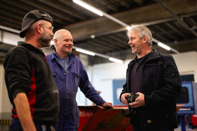 Over een tijdje gaat Pietro met pensioen. Net als een aantal andere collega’s bij tapijtfabrikant Interface. En met een nieuwe campagne hoopt Pietro dat met goed gevoel te kunnen doen.