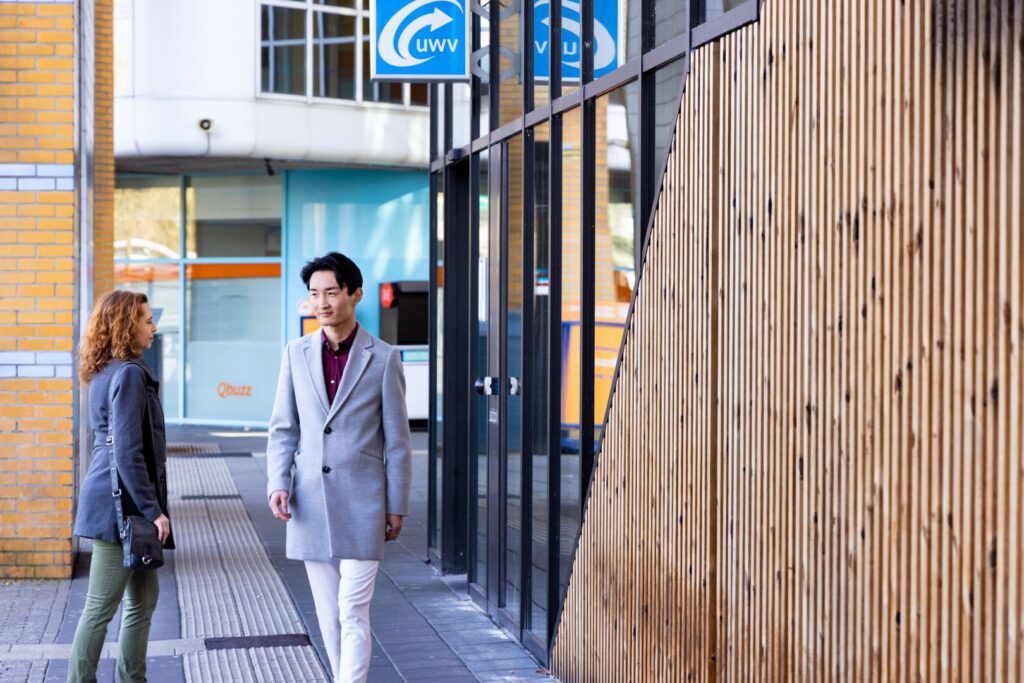 BREAKING: Bom onder samenwerking UWV en 8vance?