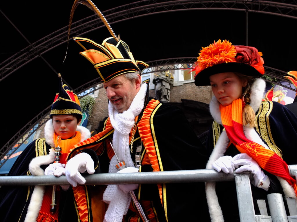 Waarom mag de Prins Carnaval eigenlijk geen prinses zijn? (Of iets heel anders?)